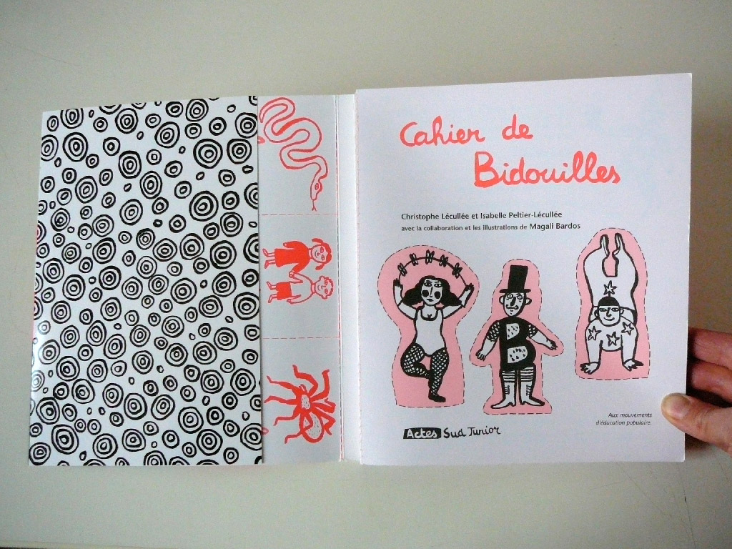 Cahier de Bidouilles / © Magali Bardos