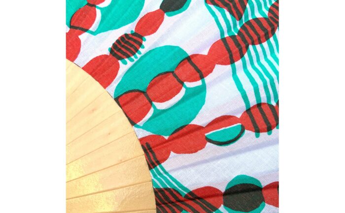 © courant d'air 02 © Magali Bardos éventail handfan abanicos motif pattern sérigraphie sur tissus silkscreen vert rouge